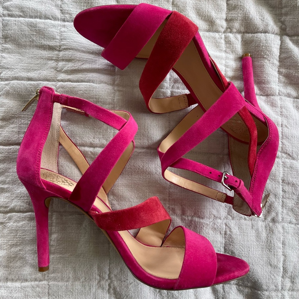 Vince Camuto Suede shoes